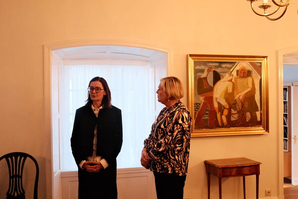 Dce69ceb-ab87-4907-9cc1-8a07963b7c93